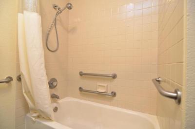 Quality Inn San Diego I-5 Naval Base