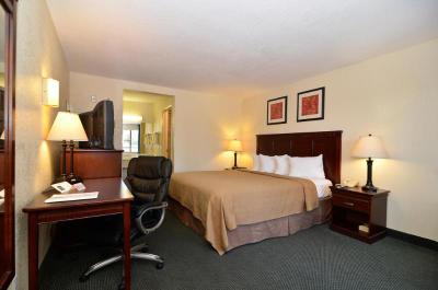 Quality Inn San Diego I-5 Naval Base