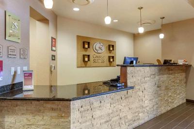 Comfort Suites Glendale - State Farm Stadium Area