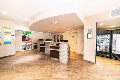 Best Western Inn & Suites San Diego-Zoo/SeaWorld