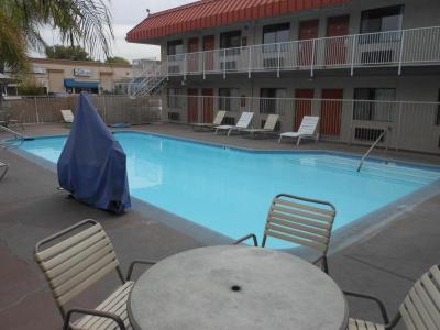 Motel 6 Fresno