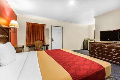 Econo Lodge Long Beach I-405