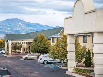 Quality Inn Airport