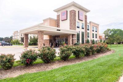 Comfort Suites