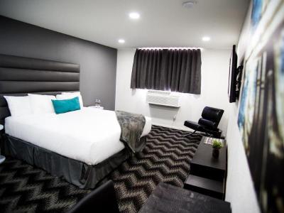 Siegel Suites Select - Convention Center