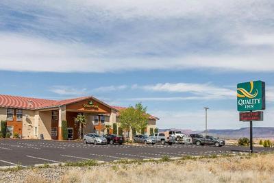 Quality inn ZIon Hurricane