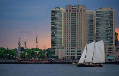 Hilton Philadelphia at Penn's Landing