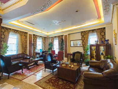 Acra Hotel