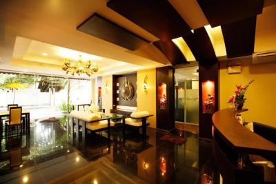 Mirth Sathorn Bangkok