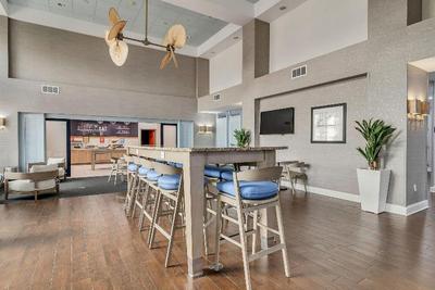 Holiday Inn Express & Sui Destin-Miramar Beach