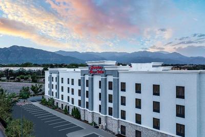 Hampton Inn & Suites I-25 South