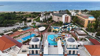 Club Aqua Plaza