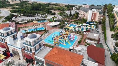 Club Aqua Plaza