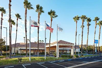 Hilton Garden Inn Valencia Six Flags