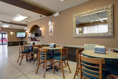 Americas Best Value Inn & Suites Melbourne