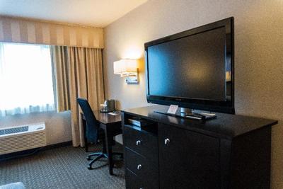 Monarch Hotel & Conference Center