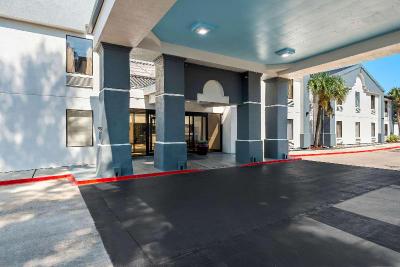 Quality Inn & Suites Lafayette LA