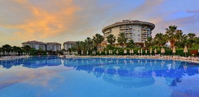 Seaden Sea World Resort & Spa