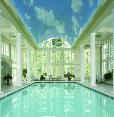 Senator Inn & Spa