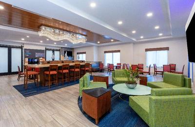 Holiday Inn Express and Suites I-Drive
