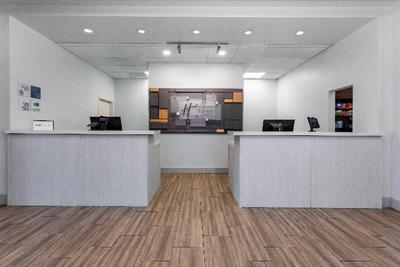 Holiday Inn Express and Suites I-Drive