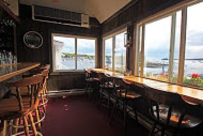 Tugboat Inn