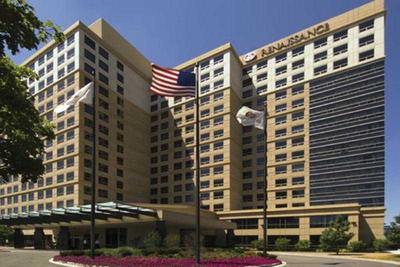 Renaissance Chicago O'Hare Suites Hotel
