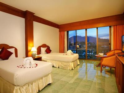 Jiraporn Hill Resort Patong