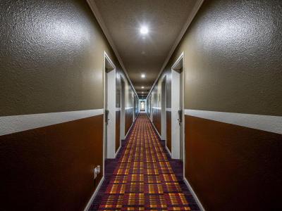Waldport Beach Hotel