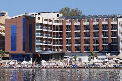 Point Beach Hotel