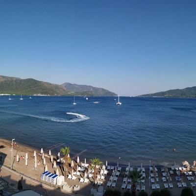 Point Beach Hotel