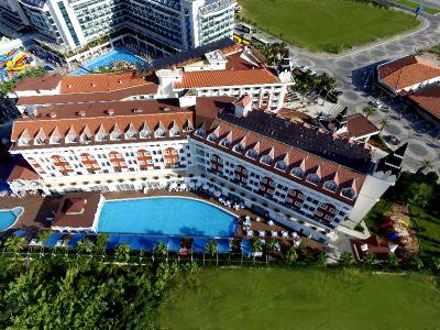 Side Royal Paradise