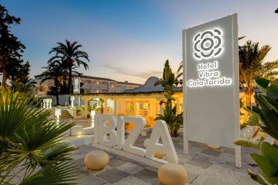 Vibra Cala Tarida Hotel