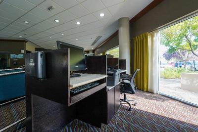 Holiday Inn Express Boise-University Area