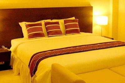 The Residence Airport & Spa
