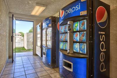 Motel 6 Kingman East