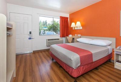 Motel 6 Los Angeles-Rosemead