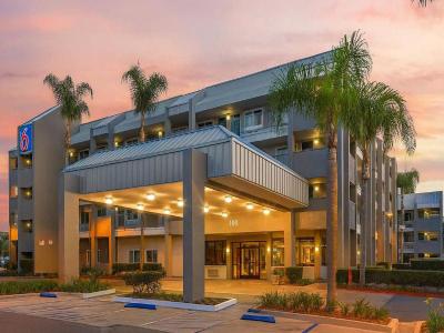 Motel 6 Anaheim Maingate