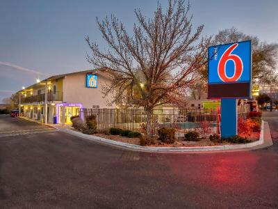 Motel 6 Santa Fe, NM