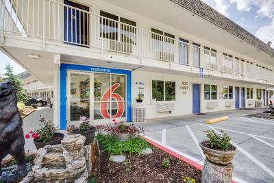 Motel 6 Jackson