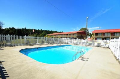 Econo Lodge Petersburg