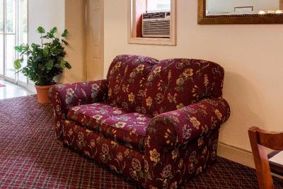 Econo Lodge Petersburg