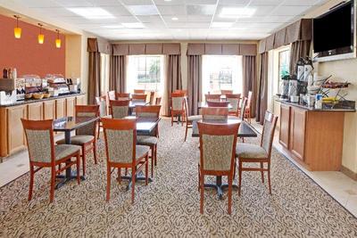 Baymont by Wyndham Baytown