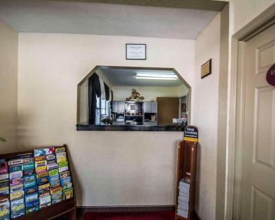 Fort Lauderdale Gardens Inn & Suites