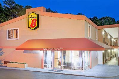 Super 8 by Wyndham Raleigh
