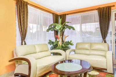 Super 8 by Wyndham Raleigh