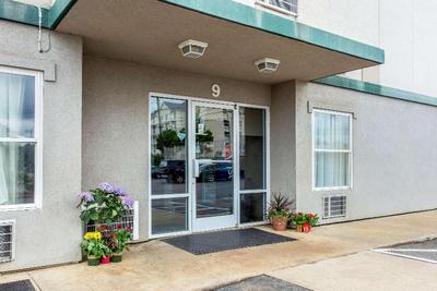 Rodeway Inn & Suites near Outlet Mall - Asheville