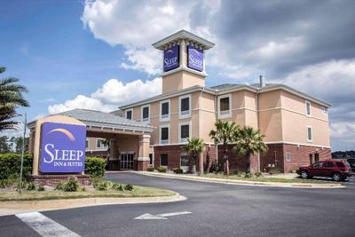 Sleep Inn & Suites Brunswick