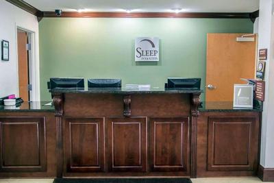 Sleep Inn & Suites Brunswick