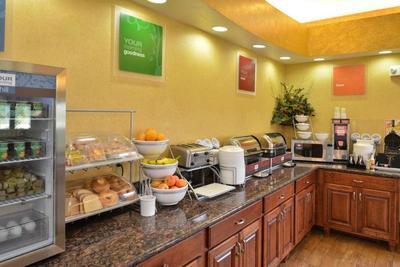 Comfort Suites Salina Area